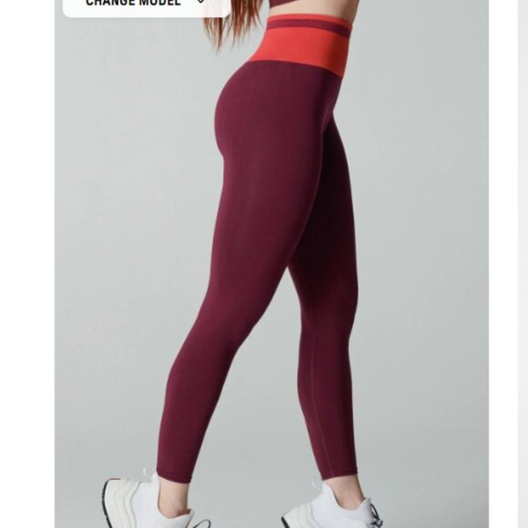 Fabletics New With Tags High-Waisted Seamless 7/8 Leggings - Large in Red Tones - Picture 6 of 10